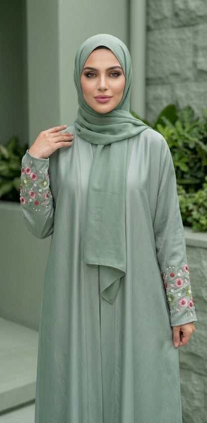 Lush Aura Abaya