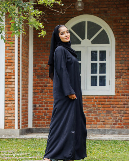 Midnight Elegance Abaya