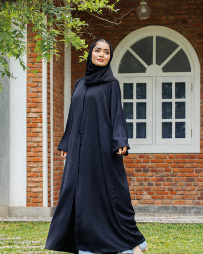Midnight Elegance Abaya
